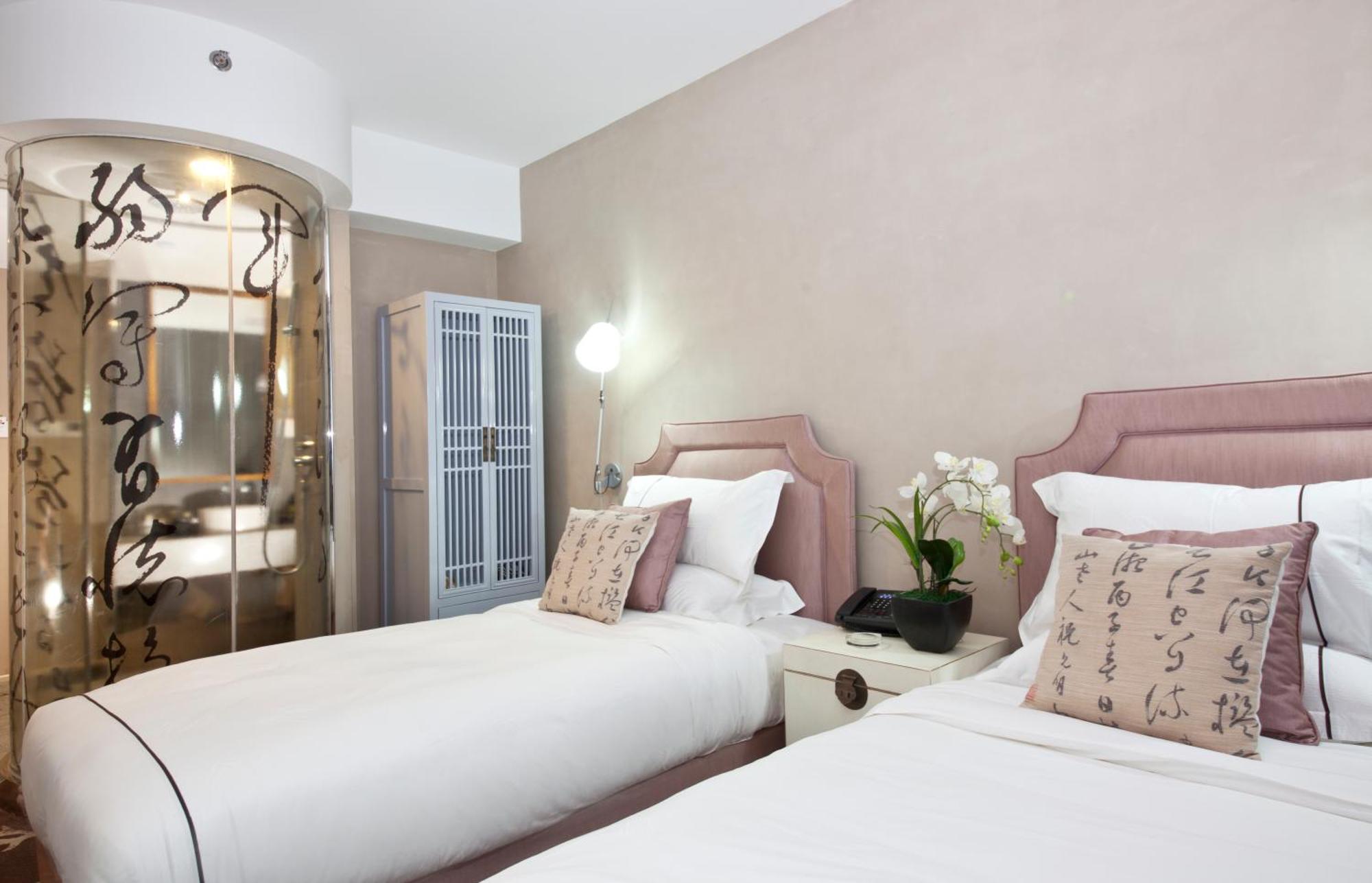 Springs Valley Hotel 3*